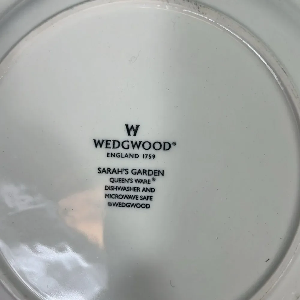 Set of 4 WEDGWOOD Sarah’s Garden Salad Plates Green Queen’s Ware ENGLAND 8 1/4